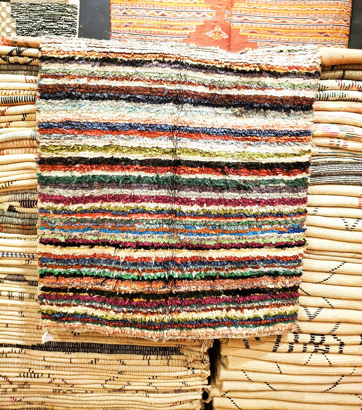 Azilal 001 – handmade Moroccan rug in recycled textile from Azilal, 1.66 × 1.18 m – view 5 of 8
